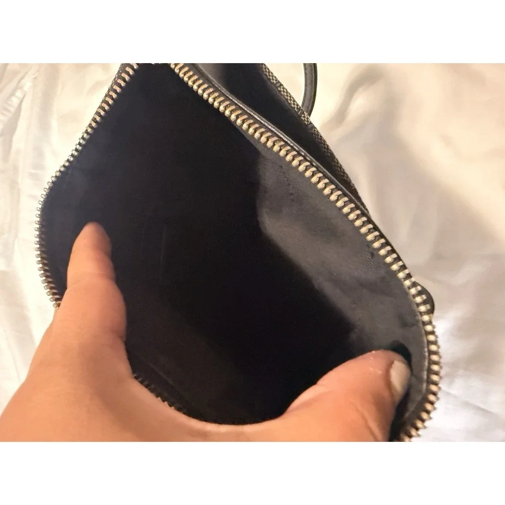 Coach Kitt Messenger Black Crossbody Bag Purse Fair Condition